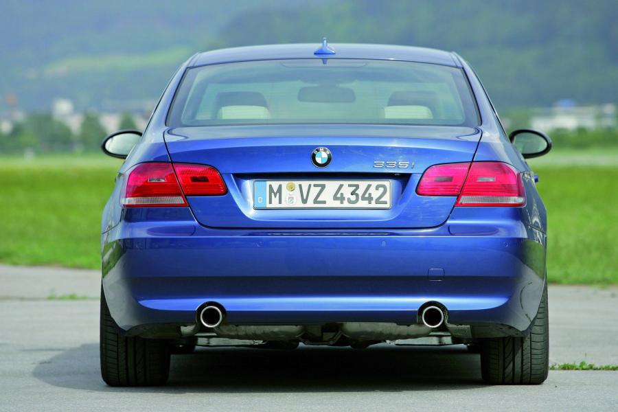  BMW 3-Series Coupe 2007 года  (фото 103 из 219)